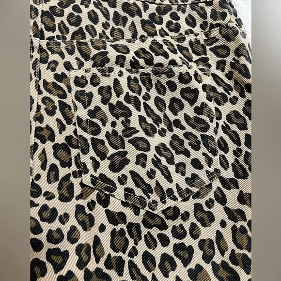 Entro brand leopard print denim overall dress - Picture 4 of 8
